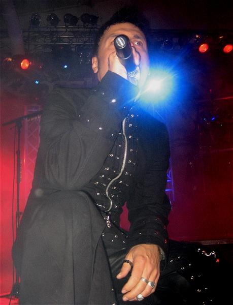 02.jpg